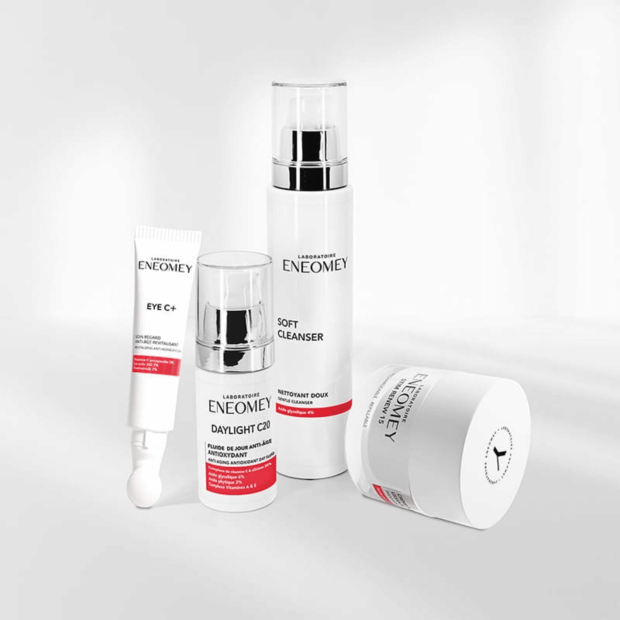 Stim Renew 15 Soin Nuit Anti-Âge Lissant, 50ml